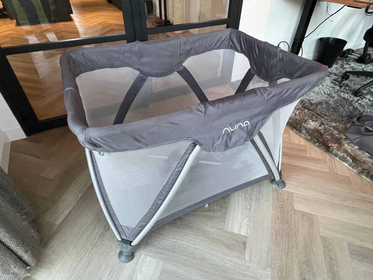 Nuna Sena Aire campingbedje – grijs – €65