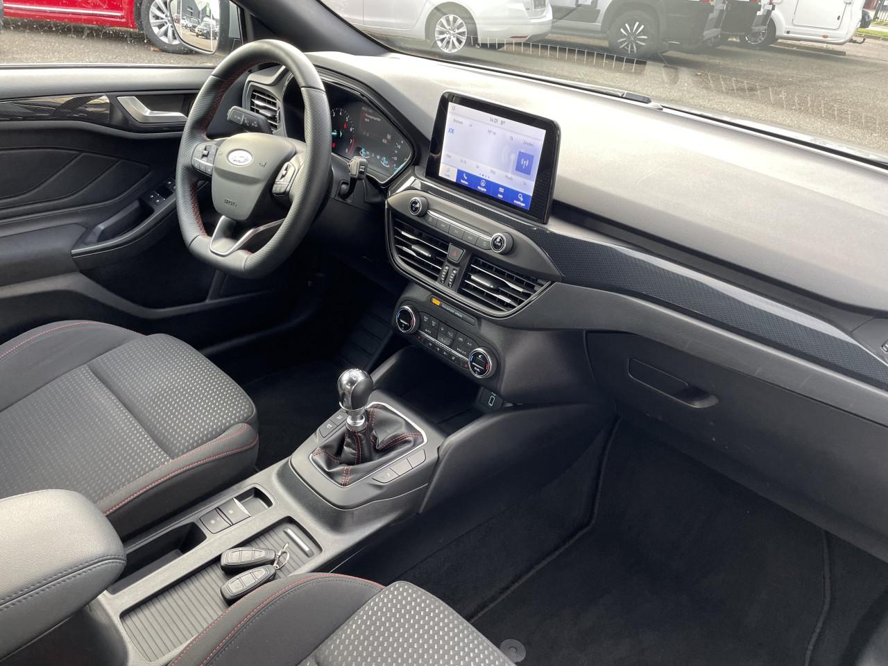 FORD FOCUS 1.0 ECOBOOST ST LINE