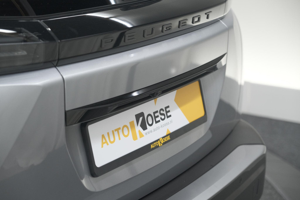 Peugeot 2008 puretech 130 eat8 allure | camera | navigatie | parkeersensore