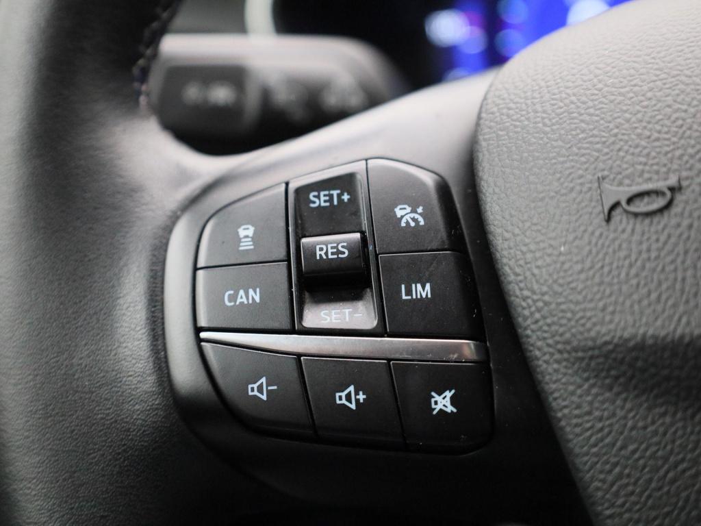 Ford Focus clipper 1.0i ecoboost mhev 114kw titanium winterpack | b&o sound