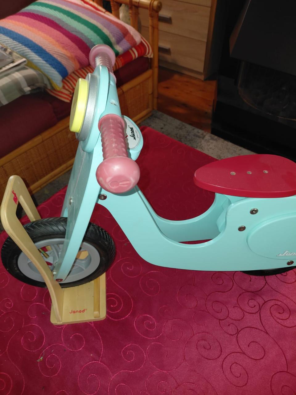 Nieuwe Janod Loopfiets Scooter Mintgroen