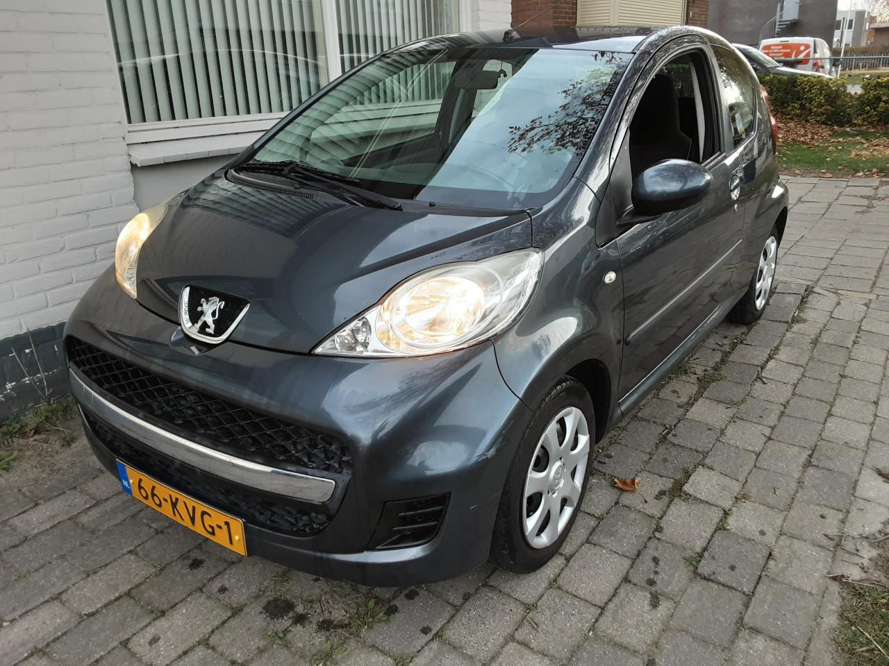 Peugeot 107 1.0-12V Sublime APK 13-02-2027