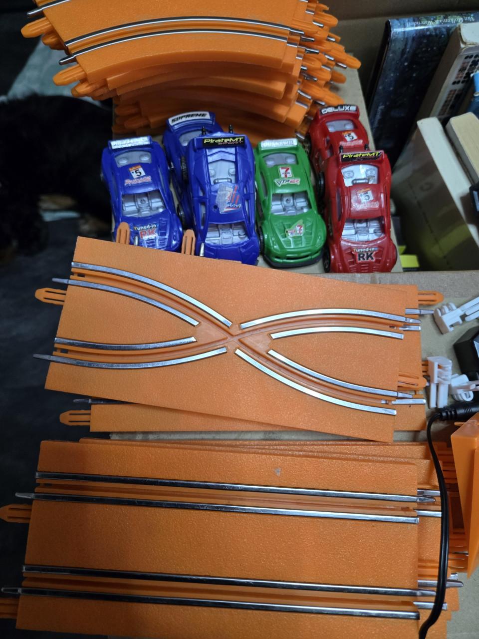 Hot Wheels racebaan onderdelen, Werking onbekend.