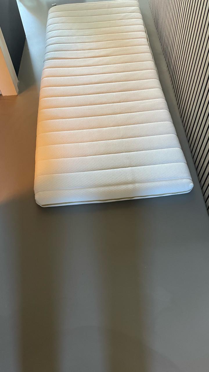 Matras( topmatras)