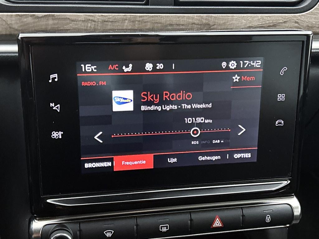 Citroen C3 83 pk shine | rijklaar | comf seats | camera achter |