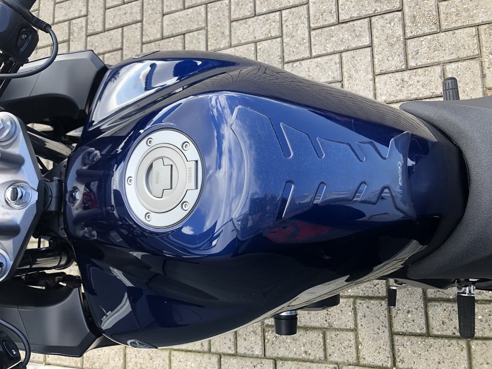 Nette Yamaha FZ6-S2 met ABS uit 2008, 1e eig, 33 dkm, koffers, etc €3850,-