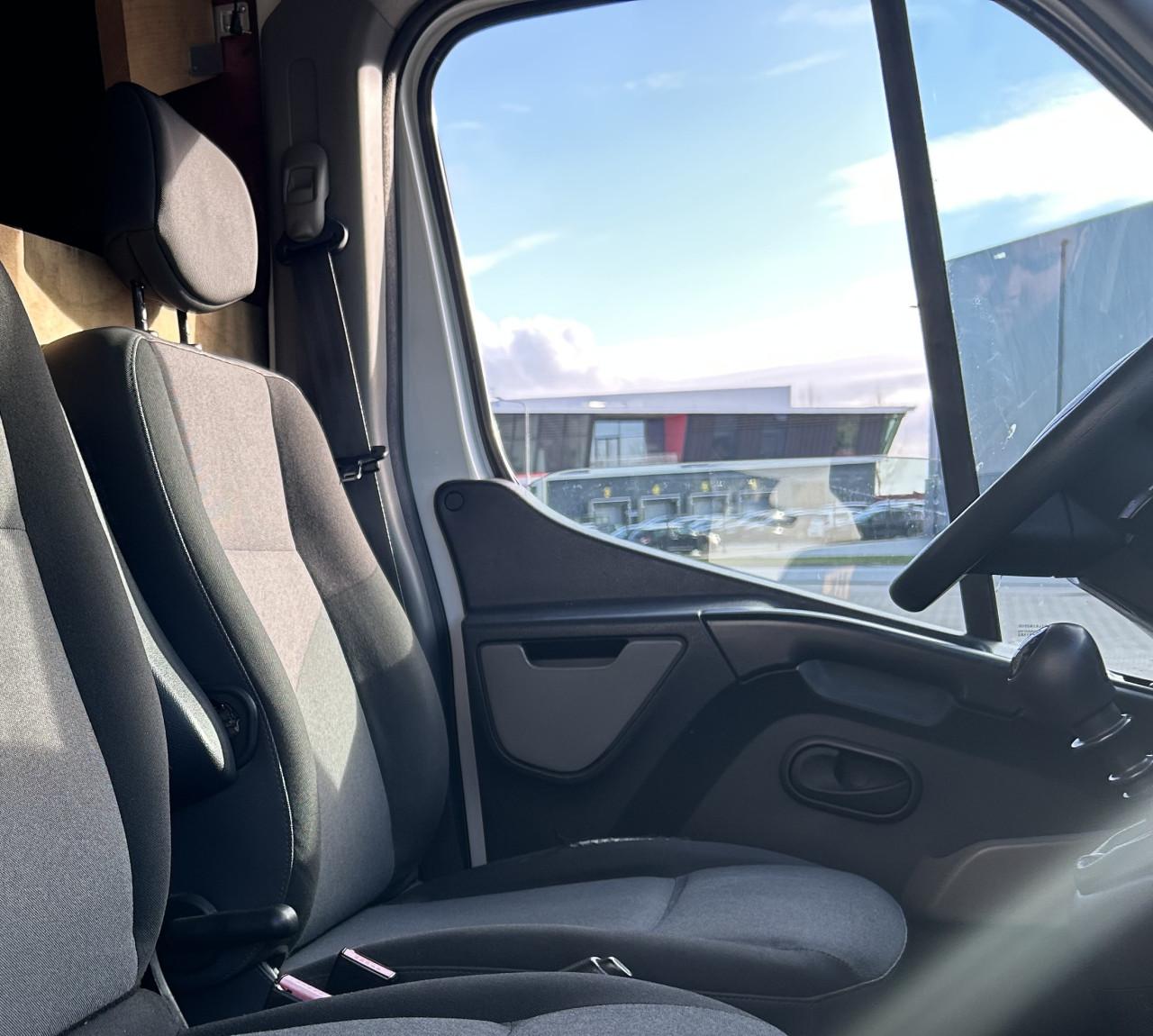 Renault Master bestel T28 2.3 dCi L1H2|NAP|3 ZITS|CRUISE CON