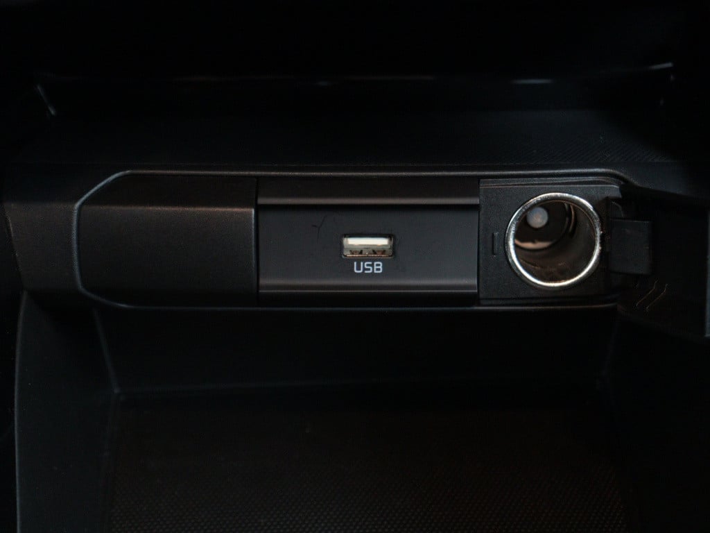 Kia Stonic 1.0 t-gdi mhev dynamicline | led koplampen | climate control | n