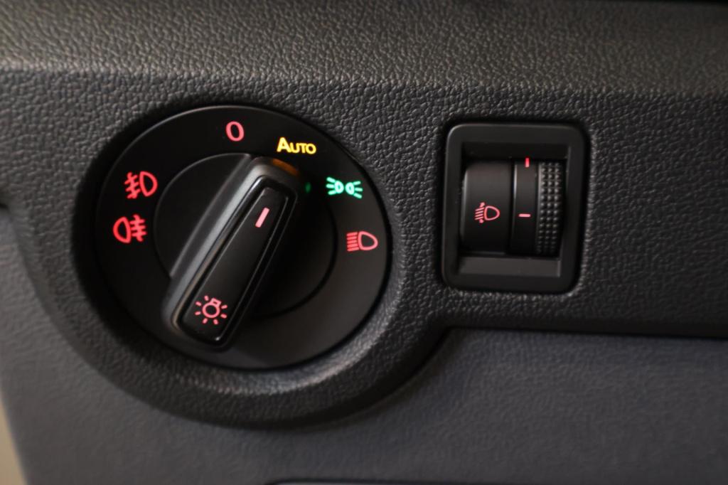 Volkswagen T-cross 1.0 tsi life business nl auto, appconnect, pdc , acc, au