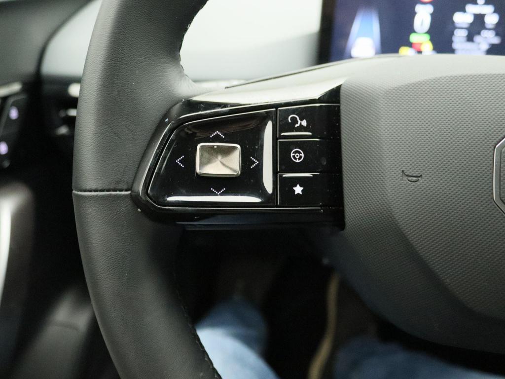 MG Mg4 long range luxury 64 kwh | carplay | stoelverwarming | stuurverwarmi