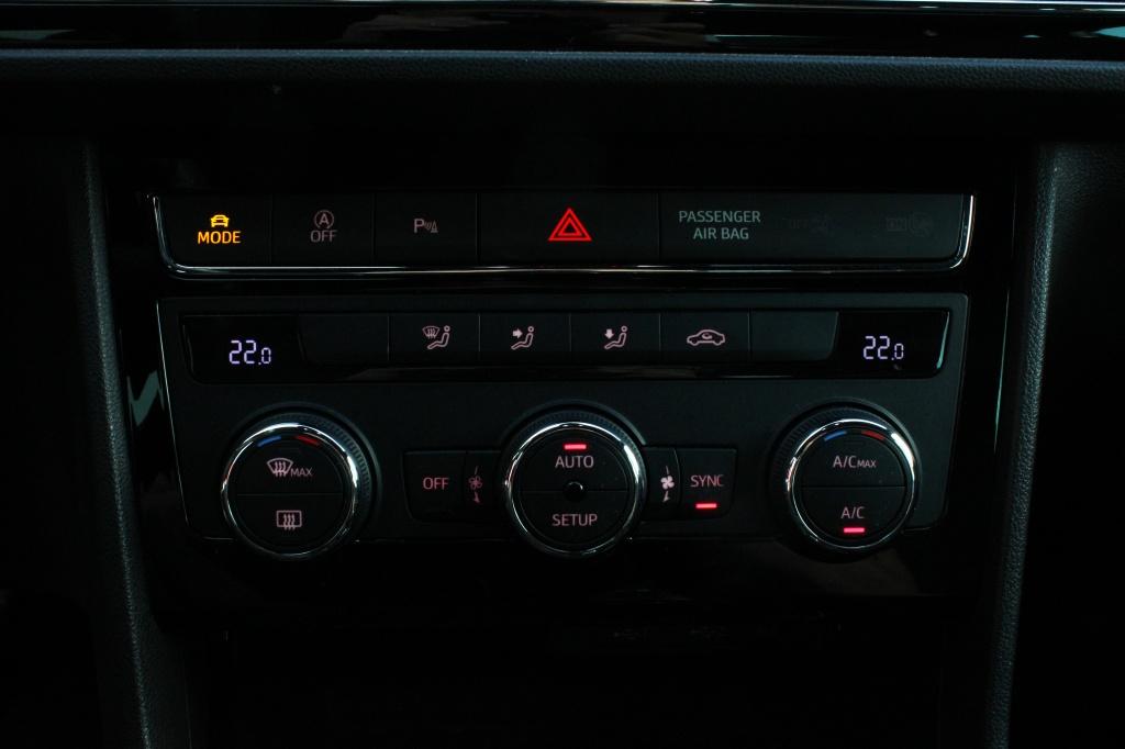 Seat Leon fr businessline 1.4 ecotsi fr bnsi.