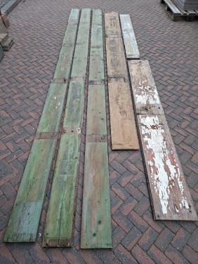 Oud hout, 6 planken uit oud pand (voor 1900)