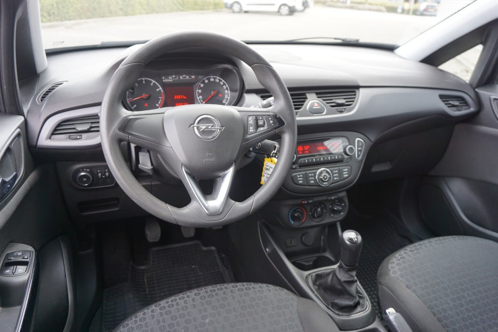 Opel Corsa-e opel corsa-e airco / elektr. ramen / trekhaak / lm velgen