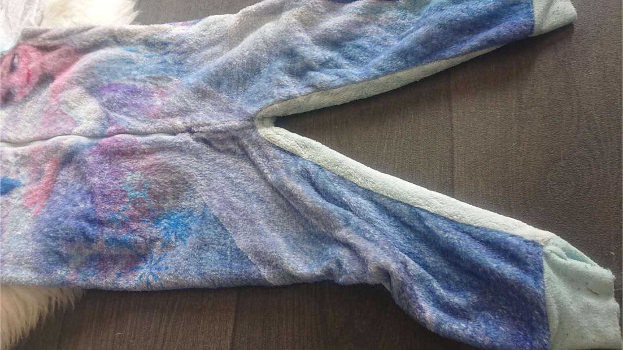 Onesie Frozen maat 104