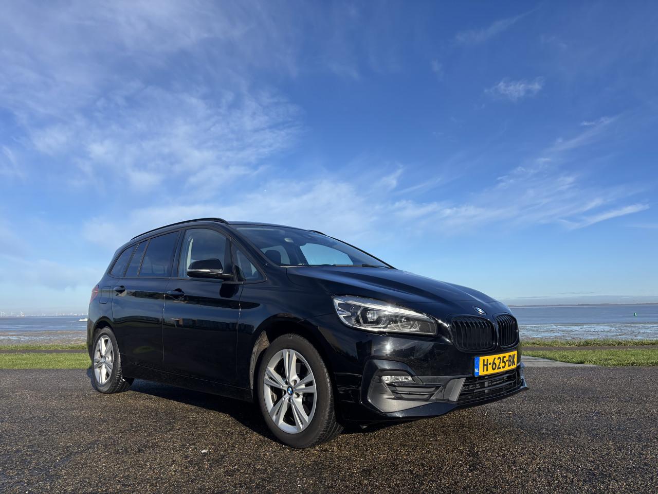 BMW 2-Serie Gran Tourer 218i 140pk 5p. Aut 2020 Zwart