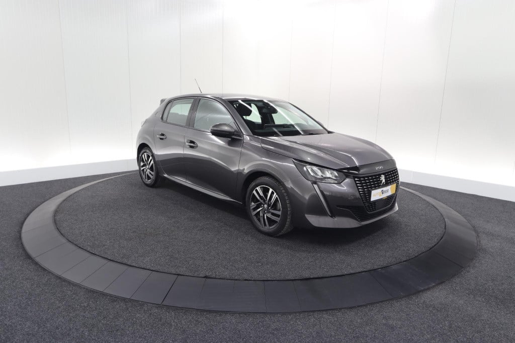 Peugeot 208 puretech 100 eat8 allure | camera | apple carplay | navigatie |