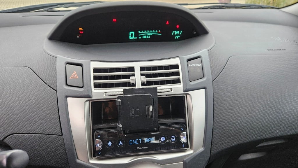 Toyota Yaris 1.3 vvti sol 5drs airco / nl auto / nap