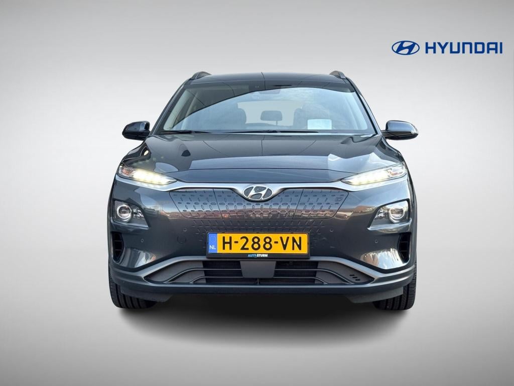 Hyundai Kona ev premium 64 kwh soh 97%, 3-fase lader nl-auto!