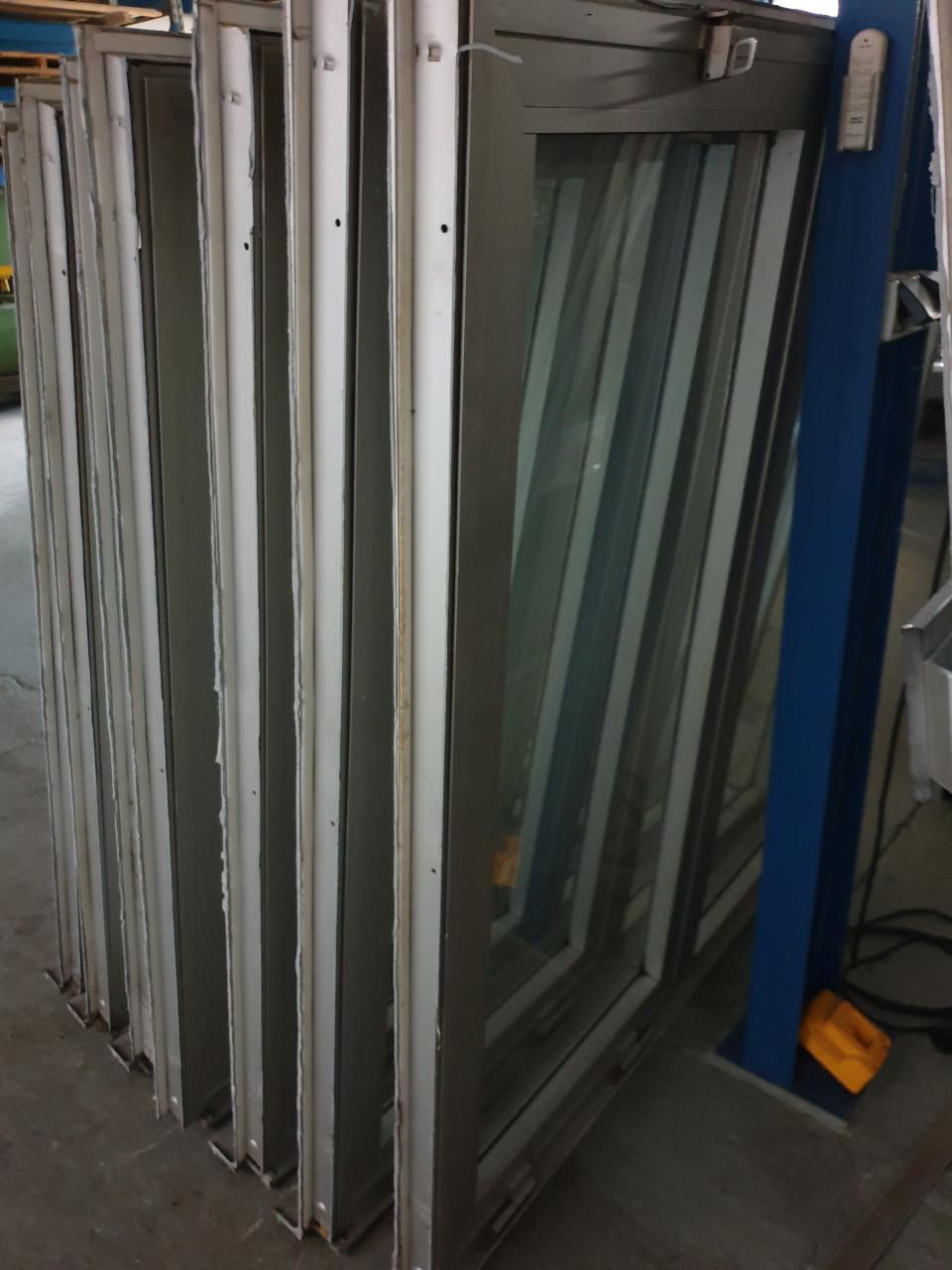 ALUMINIUM KOZIJNEN 7 STUKS