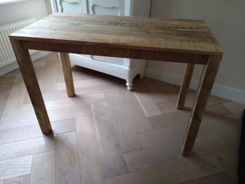 Mangohouten tafel eettafel sidetable NIEUW