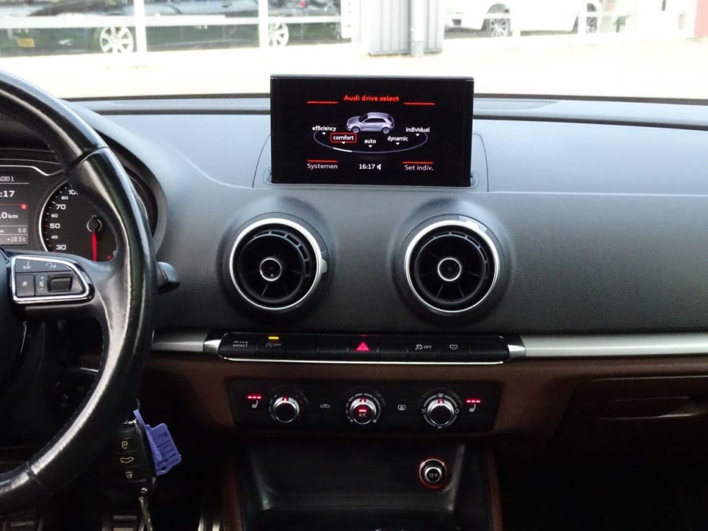 Audi A3 1.4 tfsi ambition pro line plus | pano | leder | stoelverwarming