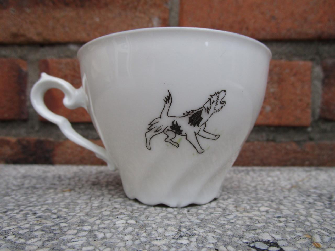 Vintagen kope en schotel.