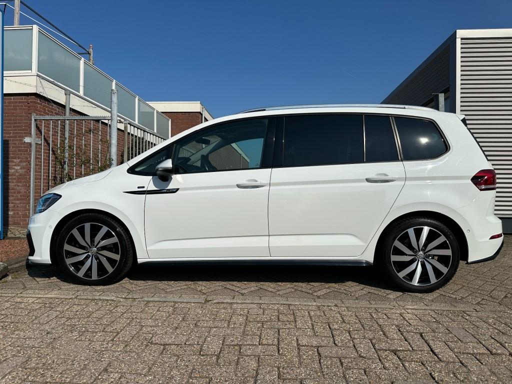 Volkswagen Touran 1.4 tsi highline edition r 7 persoons r-line led camera t