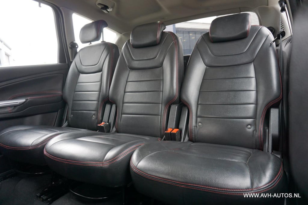 Ford S-Max 1.6 ecoboost titanium 7 persoons!!