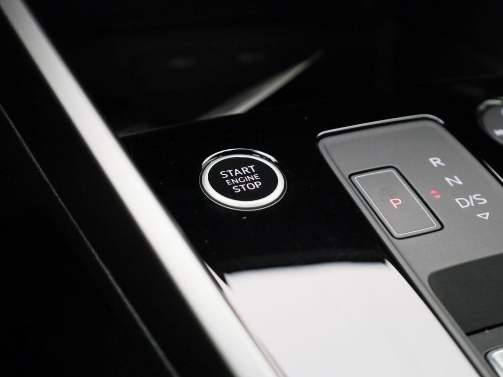 Audi A3 sportback 35 tfsi pro line | automaat | lmv | parkeer sensoren | pa