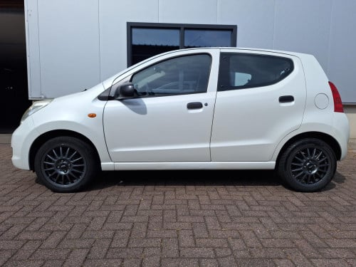 Suzuki Alto  lage KM stand