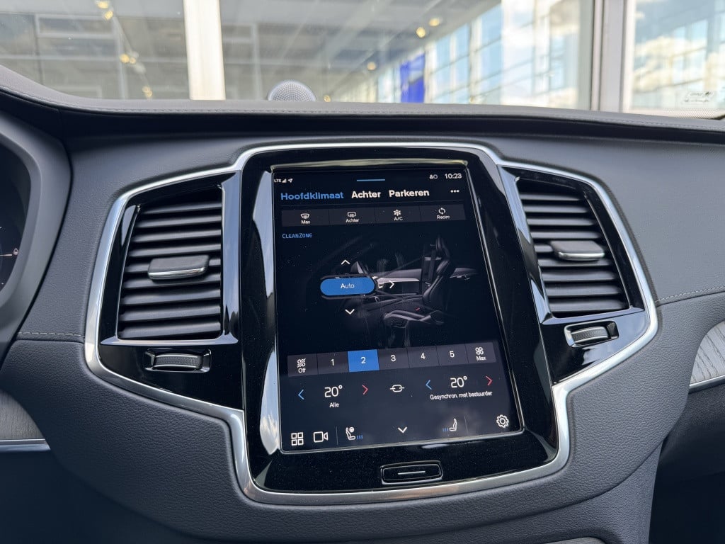 Volvo XC90 t8 455pk recharge ultra dark| full options!! b&w | luchtvering