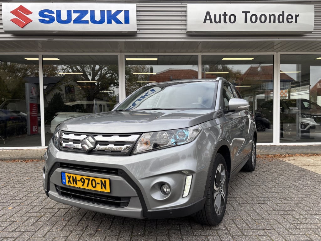 Suzuki Vitara automaat 1.6 high executive/ trekhaak