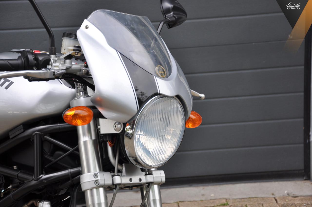 Ducati Monster S2R 1000 9500 kilometers!