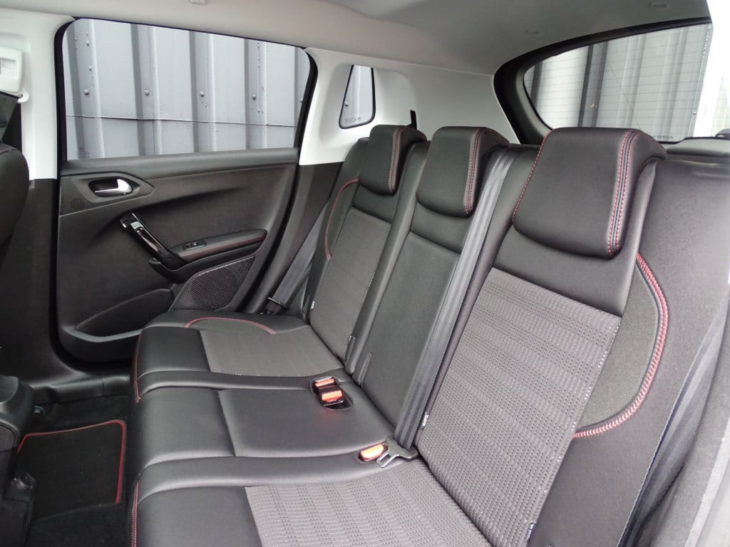 Peugeot 2008 1.2 puretech gt-line