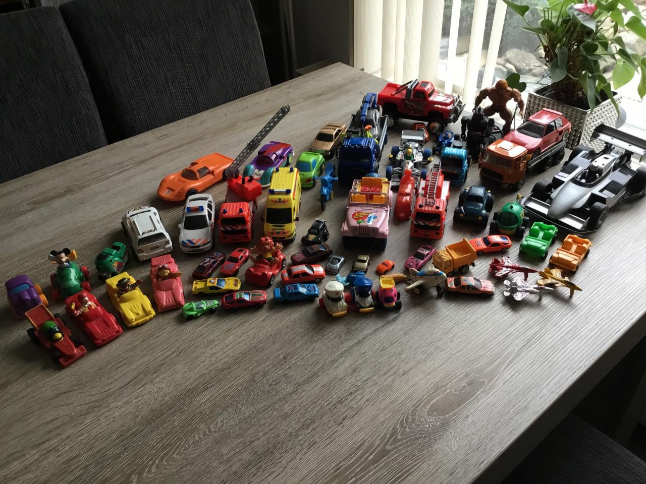 Verzameling kinderspeelgoed