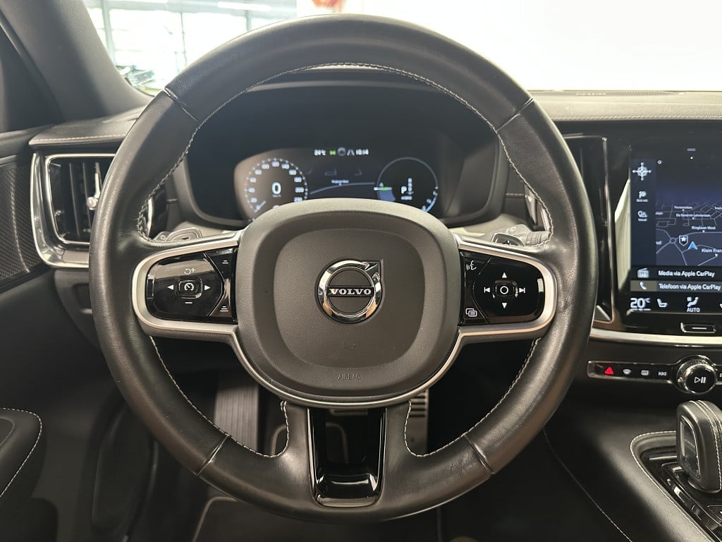 Volvo V60 2.0 t8 awd polestar 405pk | nieuwe accu | dealer-onderhouden | p