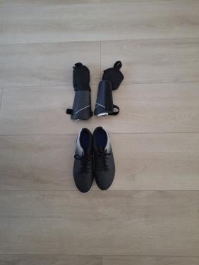 Nog als nieuwvoetbalschoenen met scheenbeschermers
