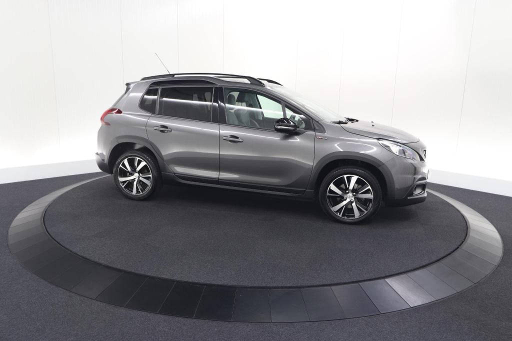 Peugeot 2008 puretech 110 eat6 gt line | trekhaak | panoramadak | apple car