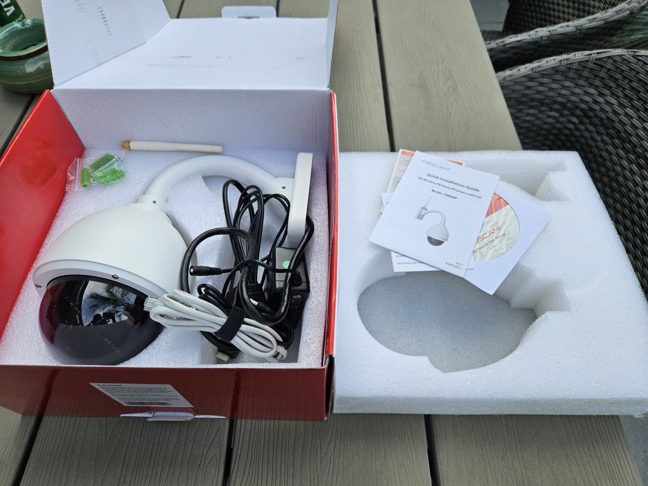 Nog nieuwe Foscam FI9828P HD PTZ Wireless Dome IP-camera...