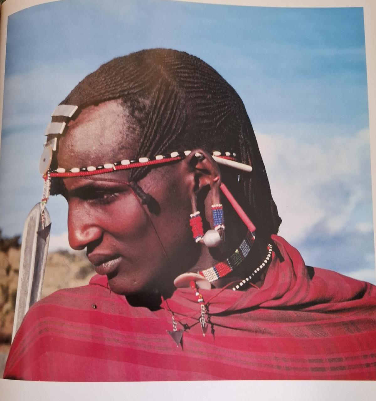 Maasai, prachtig fotoboek met begeleidende tekst,
