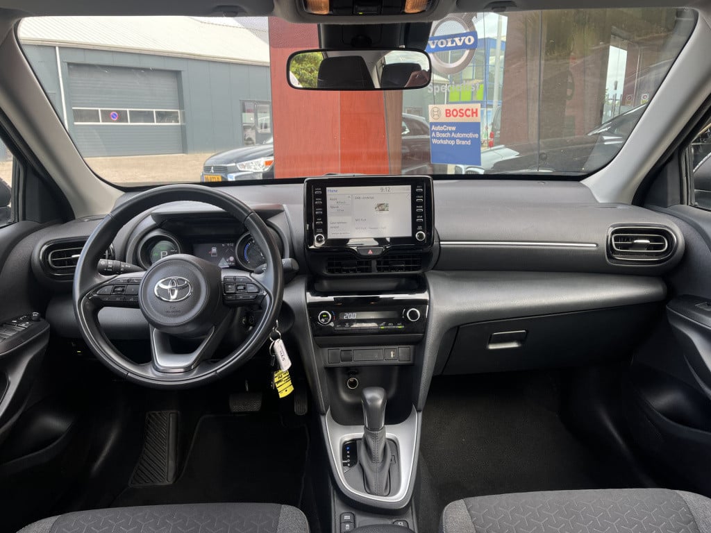Toyota Yaris Cross 1.5 hybrid comfort | carplay | camera | acc | climate