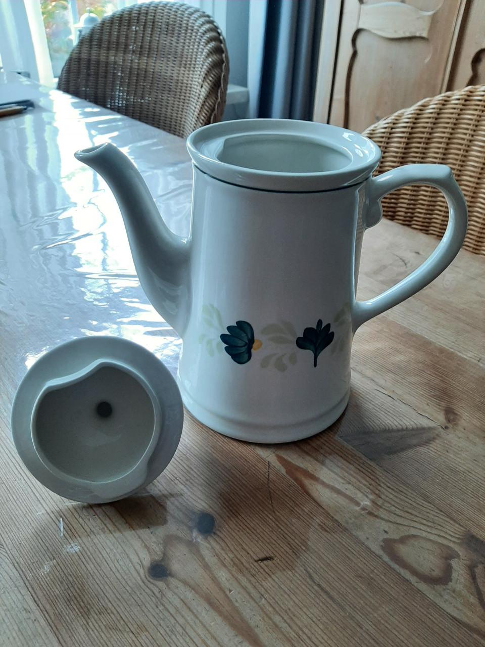 ROYAL BOCH , AQUARELLE - KOFFIE KAN