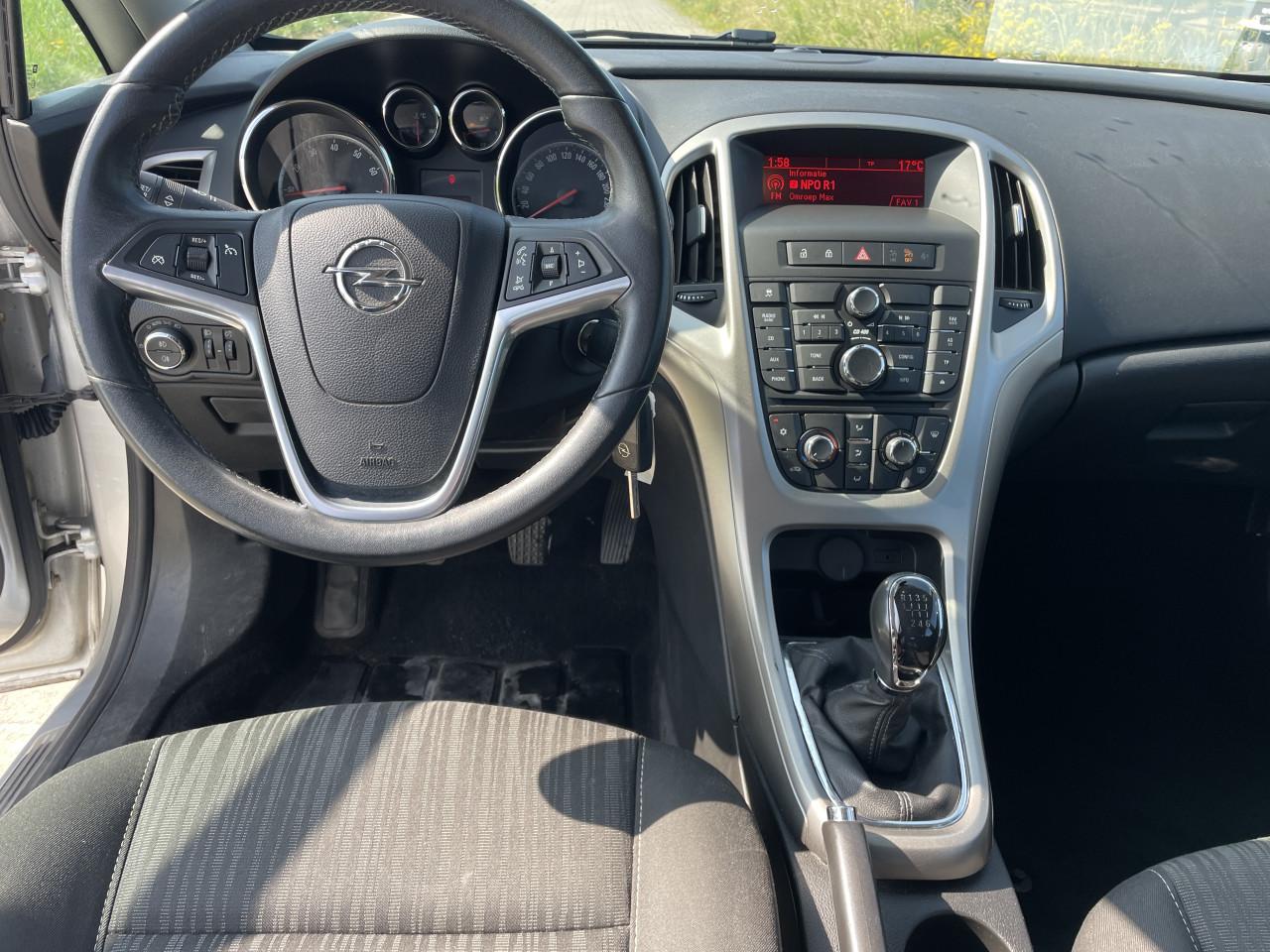 Opel Astra 1.4 turbo station 2450€