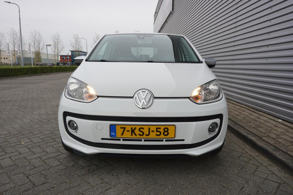 Volkswagen UP! 1.0 high up! bluemotion airco / navi / cruise / elektr. rame