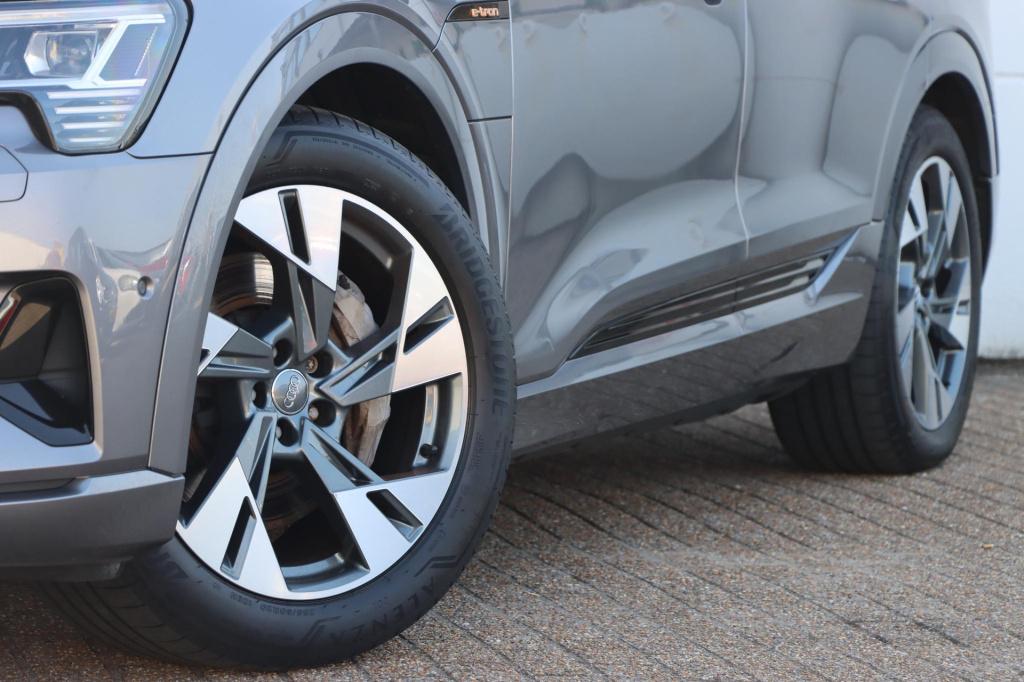 Audi E-tron 55 quattro 95 kwh 408pk | soh 91,8% |