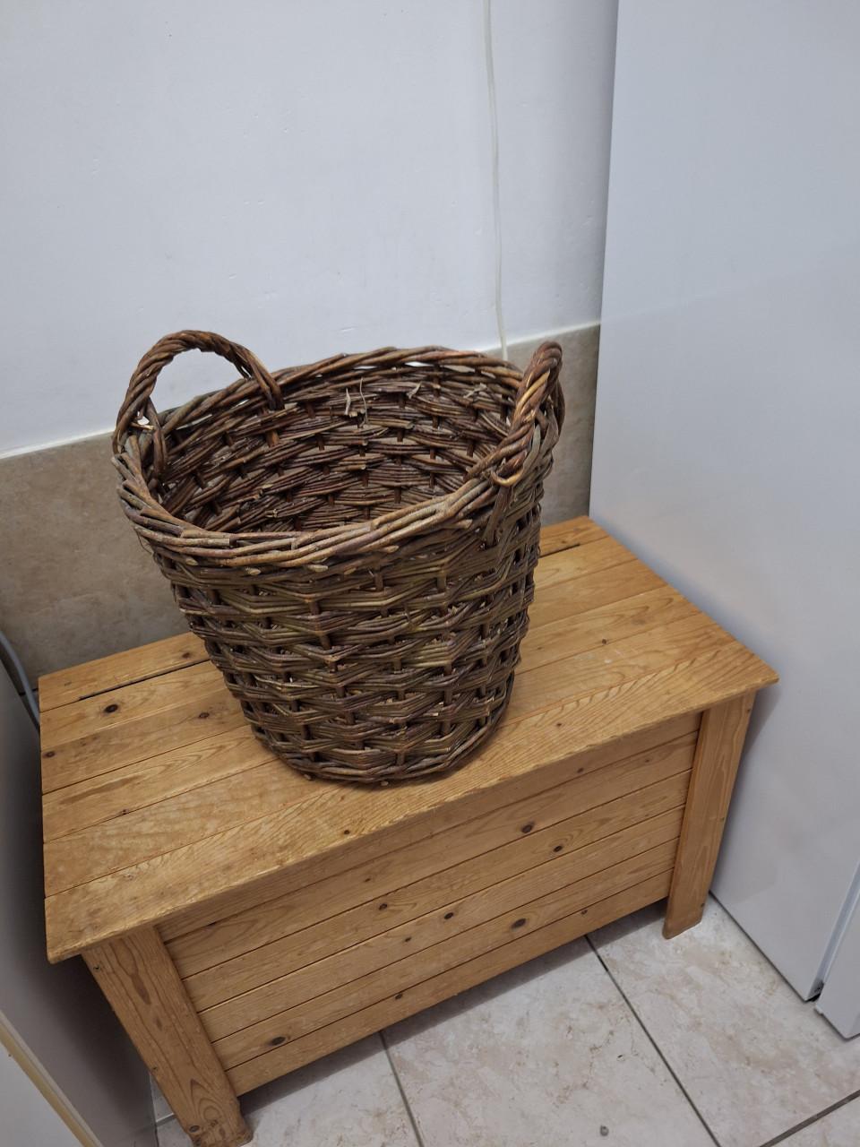 Rieten mand vrij groot
