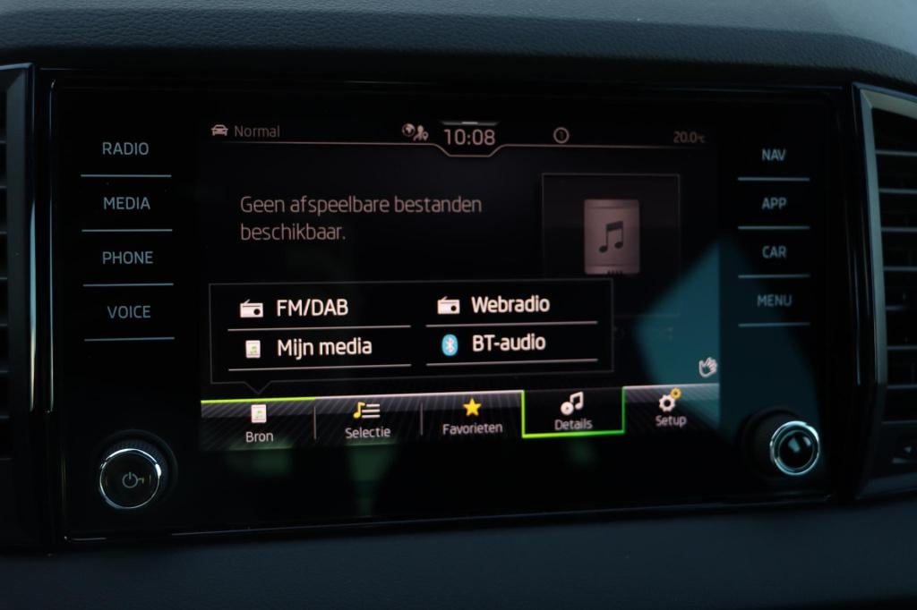 Skoda Karoq 1.5 tsi act sportline business 150pk dsg7