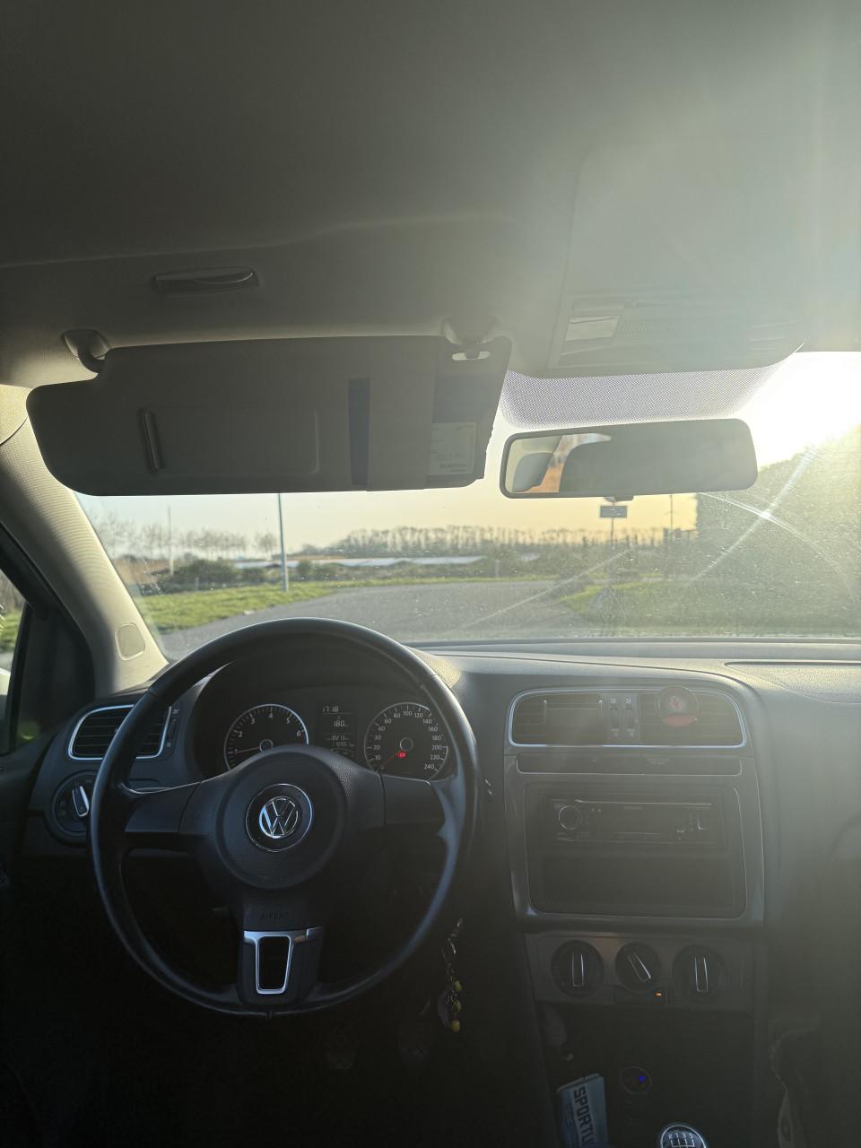Volkswagen Polo 1.2 51KW 2010 Grijs