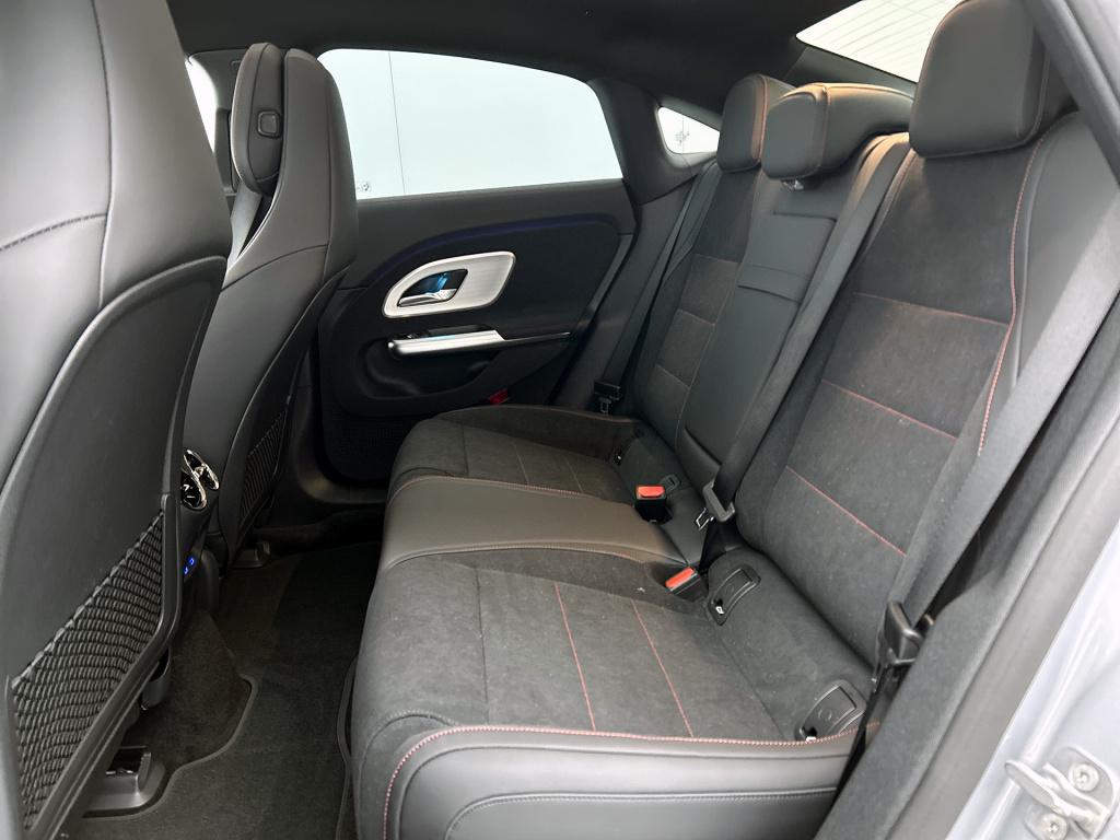 Mercedes-Benz Cla 250+ launch edition 85 kwh | trekhaak | memorypakket | ni