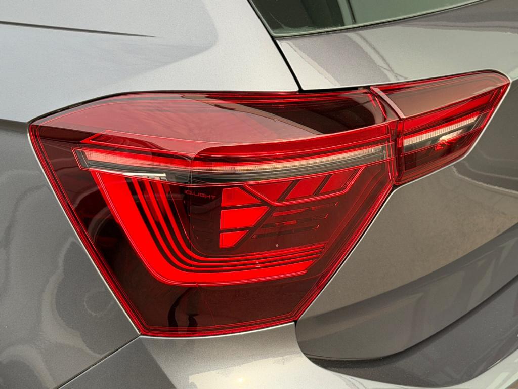 Volkswagen Polo 1.0 tsi r-line | iq light | led gril | climate | carplay | 